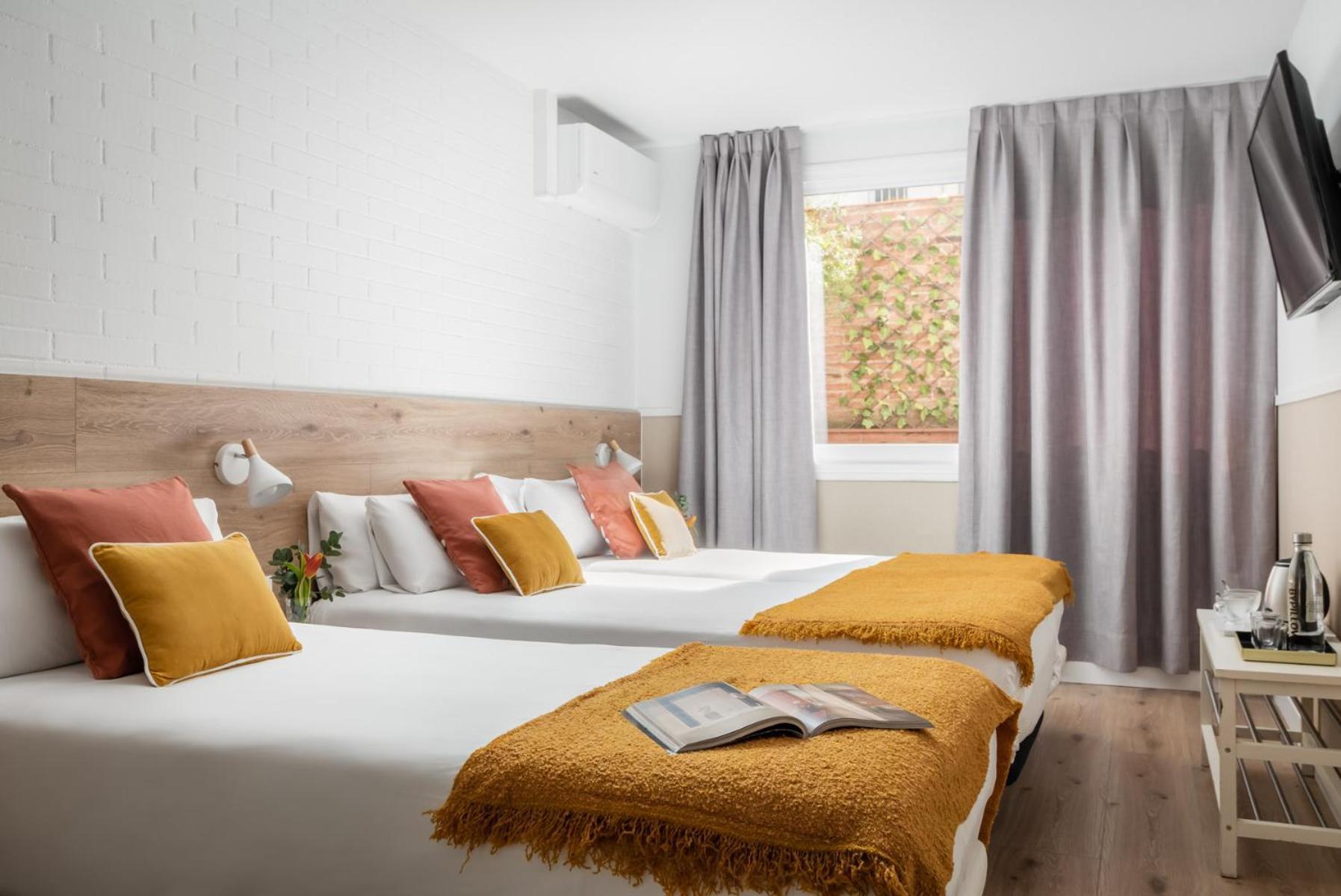 Bypillow House Барселона Екстер'єр фото